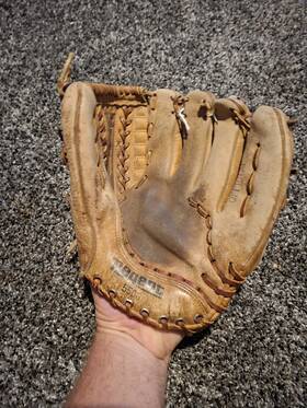 Regent 05500 Vtg Fielders Baseball Glove 5500 Spiral Laced Top Grain Leather Japan Regent 05500 Vtg Fielders Baseball Glove 5500 Spiral Laced Top Grain Leather Japan