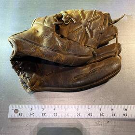 1630 Sears Vintage Baseball Glove Youth Tunnel Top Trap Pro Style Leather From 1630 Sears Vintage Baseball Glove Youth Tunnel Top Trap Pro Style Leather From