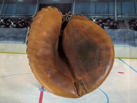 1670 Sears Vintage 1950s Roebuck Smoky Burgess Snap Action Rht Catchers Mitt