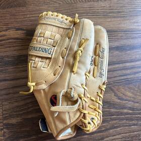 Spalding 029321424579 Sc4 Competition Series Leather Baseball Softball Glove Rht 12.5 Inch