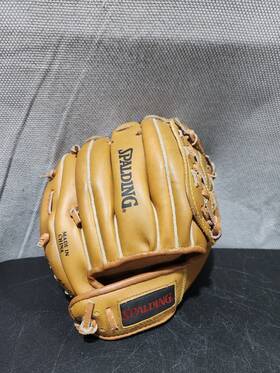 Sts24 Spalding 029321424890 Youth Kids 9.0 Inch Stadium Series Leather Baseball T-ball Glove Rht