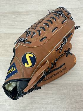 Sc17 Spalding 029321440715 Bbg Leather 13 Inch Right Hand Throw Professional Baseball Glove Rht Sc17 Spalding 029321440715 Bbg Leather 13 Inch Right Hand Throw Professional Baseball Glove Rht