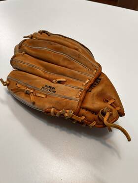 42-057 Spalding Top Grain Leather Baseball Glove Crescent Web Competition Series