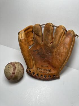 42-273 Spalding Made In Usa Roger Craig Vintage Baseball Glove 42-273 Spalding Made In Usa Roger Craig Vintage Baseball Glove
