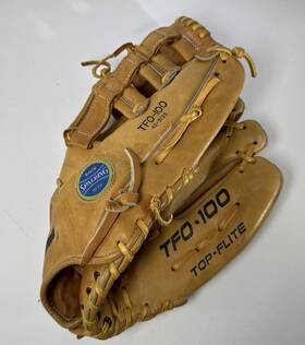 42-3135 Spalding Vintage Tfo 100 Rht 12 1/2 Inch Leather Baseball Glove Elio Casini