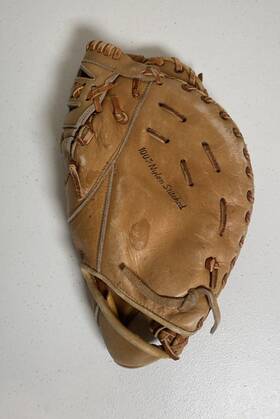 42-4832 Spalding Vtg Mike Epstein Signature Model Baseball Glove First Base Lht 42-4832 Spalding Vtg Mike Epstein Signature Model Baseball Glove First Base Lht