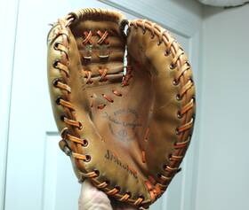 42-4911 Spalding Mike Hegan Vintage Rht First Basemans Mitt Glove Yankees Nice