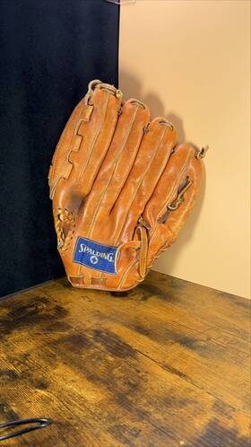 42-826 Spalding Vintage Baseball Glove Brown Leather Left Hand Throw Lht