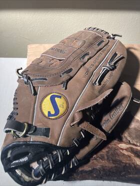 44-077 Spalding Supreme 12.5 In Ws-10 Softball Glove Top Grain Leather 44-077 Spalding Supreme 12.5 In Ws-10 Softball Glove Top Grain Leather