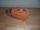 42-655 Spalding Gooden Mitt Dwight