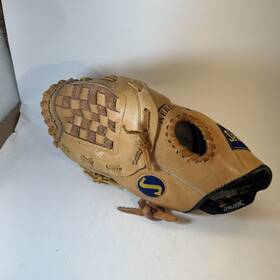 42-712 Spalding Tfg12c 12 Inch Leather Baseball Glove Aeroback Crescent Web Left H Throw 42-712 Spalding Tfg12c 12 Inch Leather Baseball Glove Aeroback Crescent Web Left H Throw