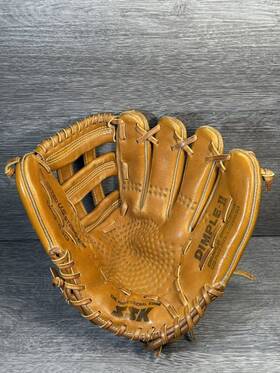 Dpg-430 Ssk Vintage Dimple Ii Baseball Glove - 10.5 Inch Rht Youth