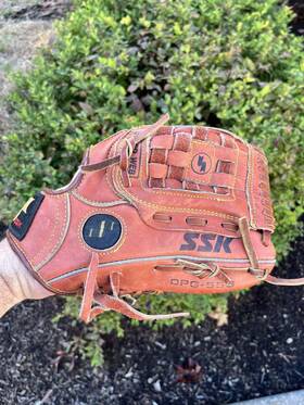 Dpg-555 Ssk Sports Dimple Process Baseball Glove 11.5 Inch Rht Dpg-555 Ssk Sports Dimple Process Baseball Glove 11.5 Inch Rht
