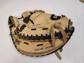 Mp-22 Ssk Medal Pro Series Softball Catchers Mitt Glove Lht Leather Rawhide Lace Mp-22 Ssk Medal Pro Series Softball Catchers Mitt Glove Lht Leather Rawhide Lace