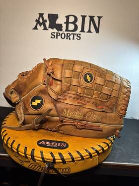 Ms-95 Ssk Medal Plus 14 Softball Glove Right-handed