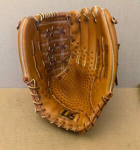 Usg90 Ssk Euc Dimple Baseball / Softball Glove. Xl R-throw