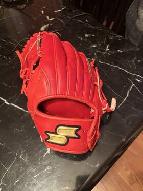 Z9-1150red2 Ssk Z9 Maestro 11.5 Inch Infield Baseball Glove Left Handed Z9-1150red2 Ssk Z9 Maestro 11.5 Inch Infield Baseball Glove Left Handed