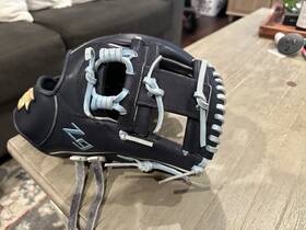 Z9-1175nvycol1 Ssk Z9 Maestro 11.75 Inch Infield Baseball Glove Z9-1175nvycol1 Ssk Z9 Maestro 11.75 Inch Infield Baseball Glove