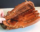 A2491 Staff Softball " Wilson 11 Advisory Glove Baseball Leather A2491 Staff Softball " Wilson 11 Advisory Glove Baseball Leather