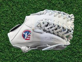 E-1050 Valle 10.5 Inch Infield Training Glove Pro Grade Excellent Condition