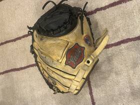 Val-10 Valle Catchers Mitt Professional Pro Model Rht