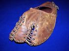 A2680 Vintage Baseball Glove Wilson 1940s