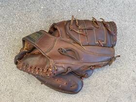 60-4048 Wards Hawthrone Hawthorne Rht Vintage Baseball Glove Professional Series Japan
