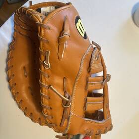A2800 Wilson 026388089185 A2000 First Base Glove Pst 12 Inch