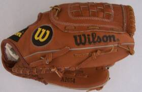 A2654 Wilson 026388166602 Baseball Glove Tom Glavine Signature Edition Right Hand Thrower