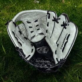 Ao325 Wilson 026388213955 T-ball Ez Catch 325 10.5 Inch Youth Right Hand Throw Baseball Glove