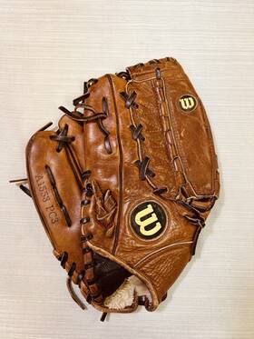 A1553 Wilson 026388535286 Baseball Glove 12.5 Inch Pc3 Pro Select Leather Left Hand Throw A1553 Wilson 026388535286 Baseball Glove 12.5 Inch Pc3 Pro Select Leather Left Hand Throw