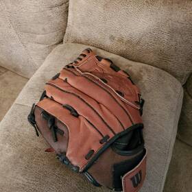 A0440 Wilson 026388649358 Fast Pitch 12 Inch Monsta Web Leather Softball Glove Fp12 Rht A0440 Wilson 026388649358 Fast Pitch 12 Inch Monsta Web Leather Softball Glove Fp12 Rht