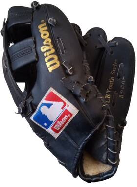 A2605 Wilson 026388764068 Leather Baseball Glove Right Hand Throw Black Mlb Youth Series A2605 Wilson 026388764068 Leather Baseball Glove Right Hand Throw Black Mlb Youth Series