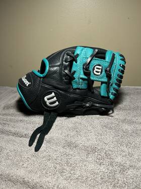 05rb161075 Wilson A500 Youth 10.75 Inch Boys Baseball Glove Black &green Right Throw 05rb161075 Wilson A500 Youth 10.75 Inch Boys Baseball Glove Black &green Right Throw