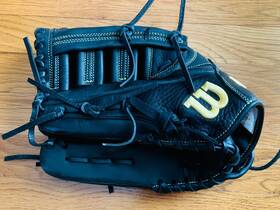 A950 Wilson 097512554176 Baseball Softball Glove - Left Hand Thrower 12.5 Inch Black/gold Lht A950 Wilson 097512554176 Baseball Softball Glove - Left Hand Thrower 12.5 Inch Black/gold Lht