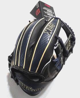 1723 Wilson 097512719445 A2k Gotm June 2023 Rht 11.75 Inch Mens Baseball Glove Nwt Navy/black 1723 Wilson 097512719445 A2k Gotm June 2023 Rht 11.75 Inch Mens Baseball Glove Nwt Navy/black