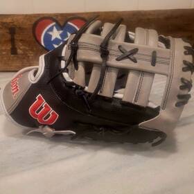 Fp1620 Wilson 097512737708 12.5 A2000 Pro Stock - R T Fastpitch Softball First Base Mitt Fp1620 Wilson 097512737708 12.5 A2000 Pro Stock - R T Fastpitch Softball First Base Mitt