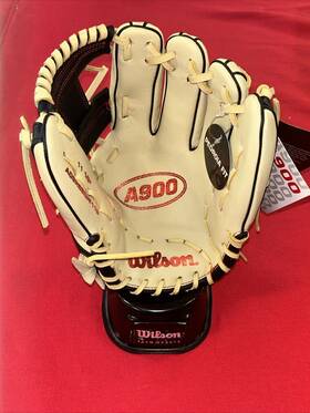 A900 Wilson 097512836746 New 11.5 Inch Fall 2024 Youth Pedroia Fit Infield Baseball Glove