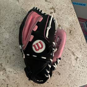 11-pb Wilson A440 11 Inch Women S/girls Monster Web Fastpitch Softball Glove Right Hand