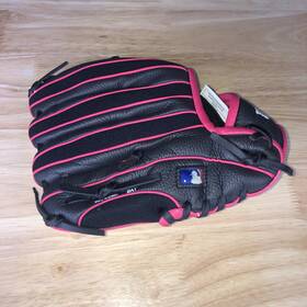 Ao2rb18ari Wilson 824199612665 T-ball Baseball Glove 10 Inch Arizona Diamondbacks Rht Ao2rb18ari Wilson 824199612665 T-ball Baseball Glove 10 Inch Arizona Diamondbacks Rht