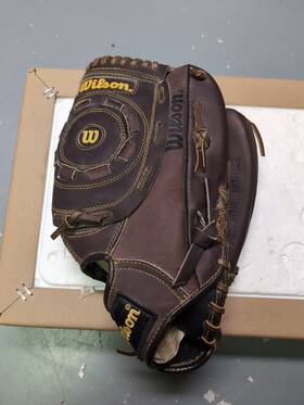 Pg3-a9718 Wilson 8677632 Pro Staff Baseball Glove 12 3/4 Pre Oiled Rht Premium Cowhide