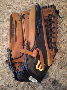 A1k-2 Wilson 883813270248 Kp92 Lht Baseball Glove 12 1/2 Inch Ecco Leather A1k-2 Wilson 883813270248 Kp92 Lht Baseball Glove 12 1/2 Inch Ecco Leather
