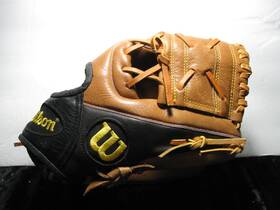 A700 Wilson 883813397211 Brand New Ecco Leather 11 1/2 Inch Baseball Glove Rht 14
