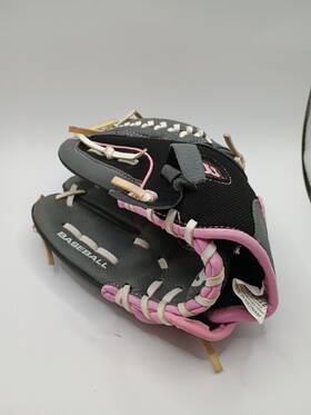 Wilson 883813811458 Girls Pink Baseball Glove Left Hand Thrower Size 10.75 Inch
