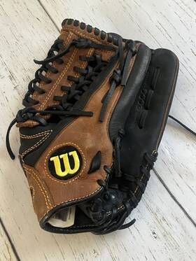 A1500bbjh32 Wilson 887768113995 Pro Soft Yak Ecco Leather 12 1/2 Baseball Glove