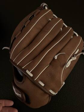 A0442-fp1258r Wilson A440 Women S/girls Monster Web 12.5 Inch Fastpitch Softball Glove Left Throw A0442-fp1258r Wilson A440 Women S/girls Monster Web 12.5 Inch Fastpitch Softball Glove Left Throw