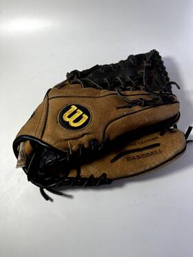 A0450kp92-12 Wilson A450 Baseball Glove 12 Inch Leather Right Hand Throw Black Tan A0450 Kp92-12