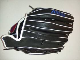 A04lb2212 Wilson A450 12 Inch Youth Baseball Softball Glove Black White Leather Left Lh Throw A04lb2212 Wilson A450 12 Inch Youth Baseball Softball Glove Black White Leather Left Lh Throw