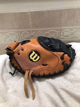 A0500-pycm Wilson A500 Boys Tight Fit Game Ready 30.5 Inch Baseball Catchers Mitt Right Throw