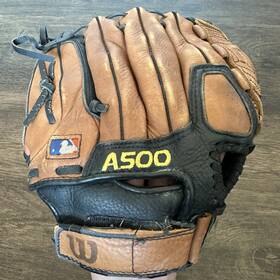 A0500zs115 Wilson A0500115 Youth A500 Series 11 1/2 Inch Ecco Leather Rh Throw Baseball Glove